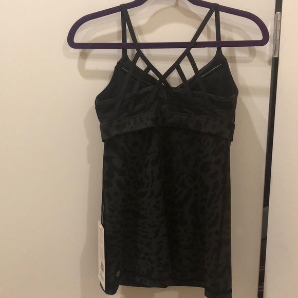 New Lululemon leopard Just Breathe Tank 4 NWT - Picture 4 of 6